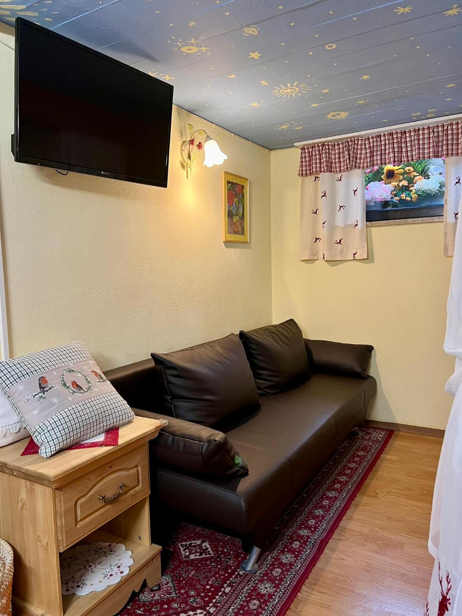Umundumhuette Villa Katsch an der Mur Luaran gambar